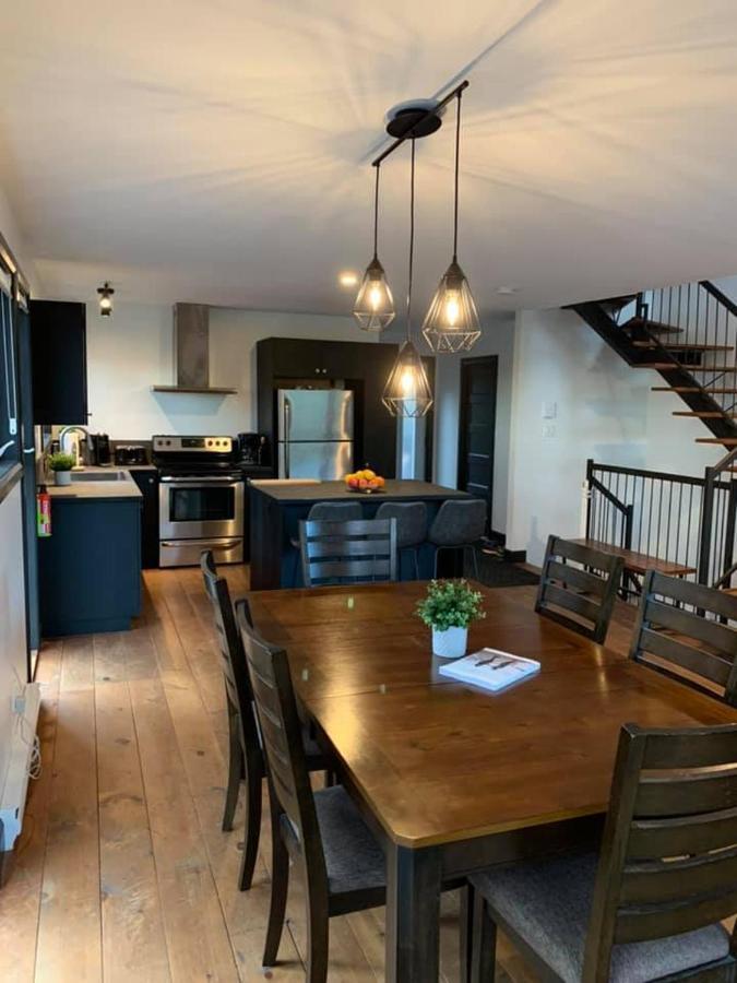 Vila Le Chalet Du Vali Saint-David-de-Falardeau Exteriér fotografie