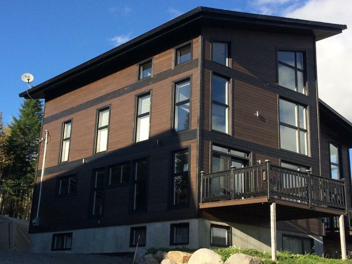 Vila Le Chalet Du Vali Saint-David-de-Falardeau Exteriér fotografie